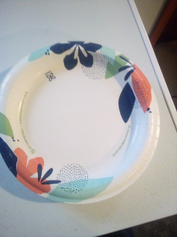 35 Paper Plates With Colored Plants On It