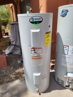 Electric Water Heater 50 gal in good condition and Warranty Works Great 19th Ave And Baseline pick up only