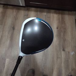 TaylorMade Sim2 max 9.0