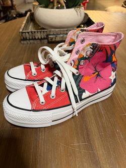 Converse Chuck Taylor Platform High Top Sneakers Size 7