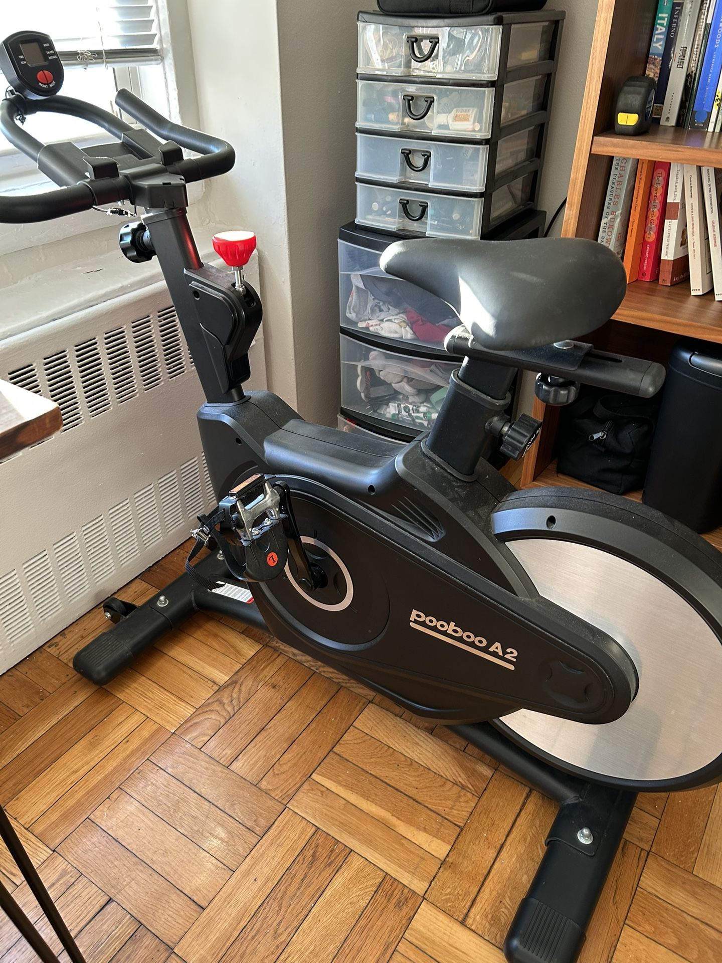 Exercise Bike: Pooboo A2