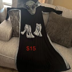 Halloween Costumes 