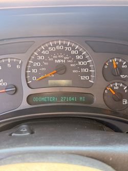 2003 Chevrolet Suburban LS