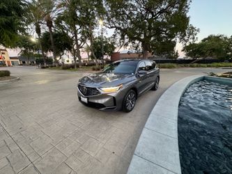 Acura MDX 2025 with 31340 miles salvage title
