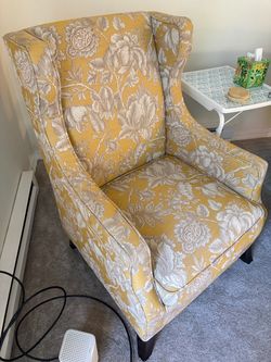 Wing back chair