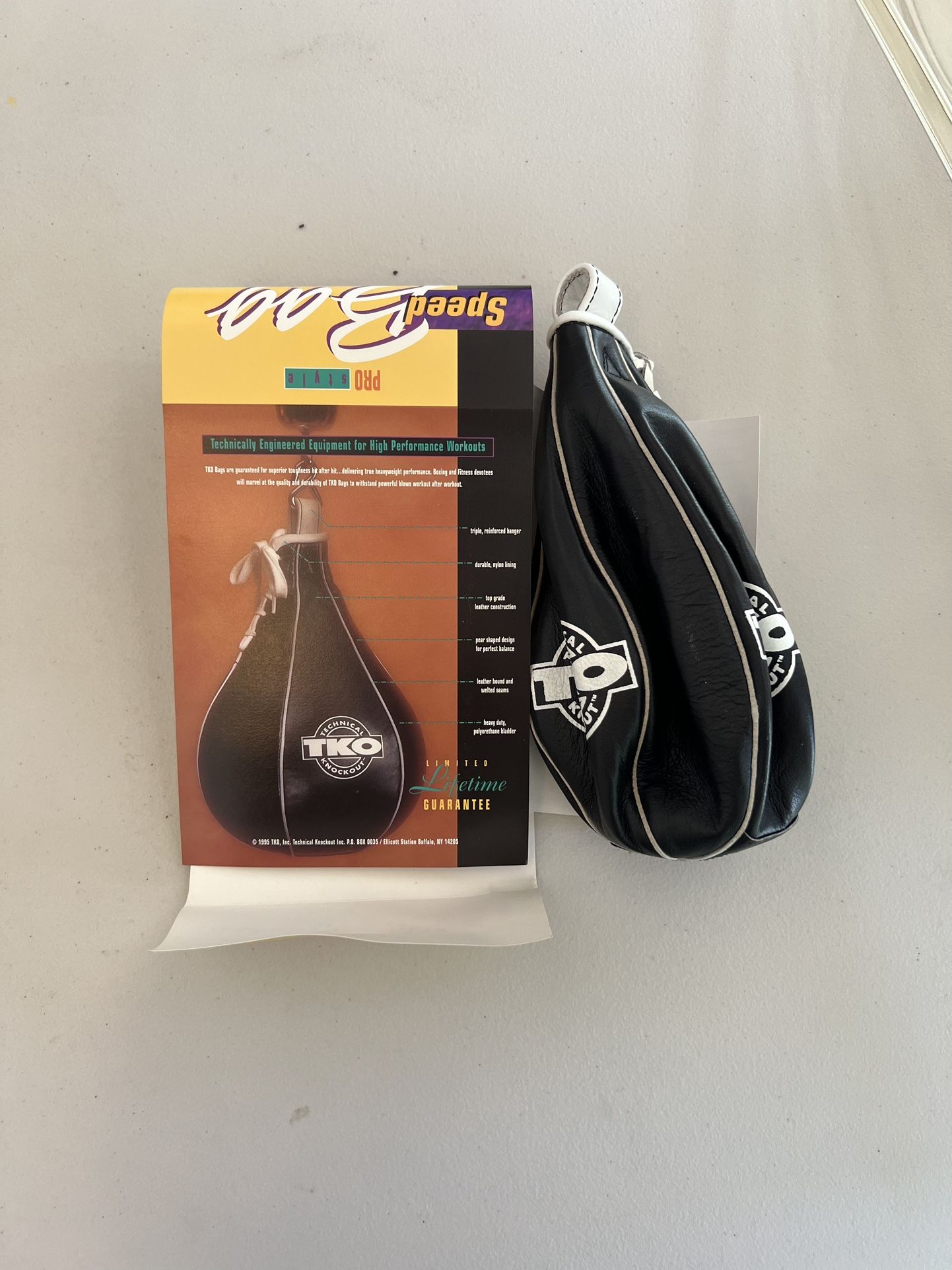 TKO Pro Style Leather Speed Bag