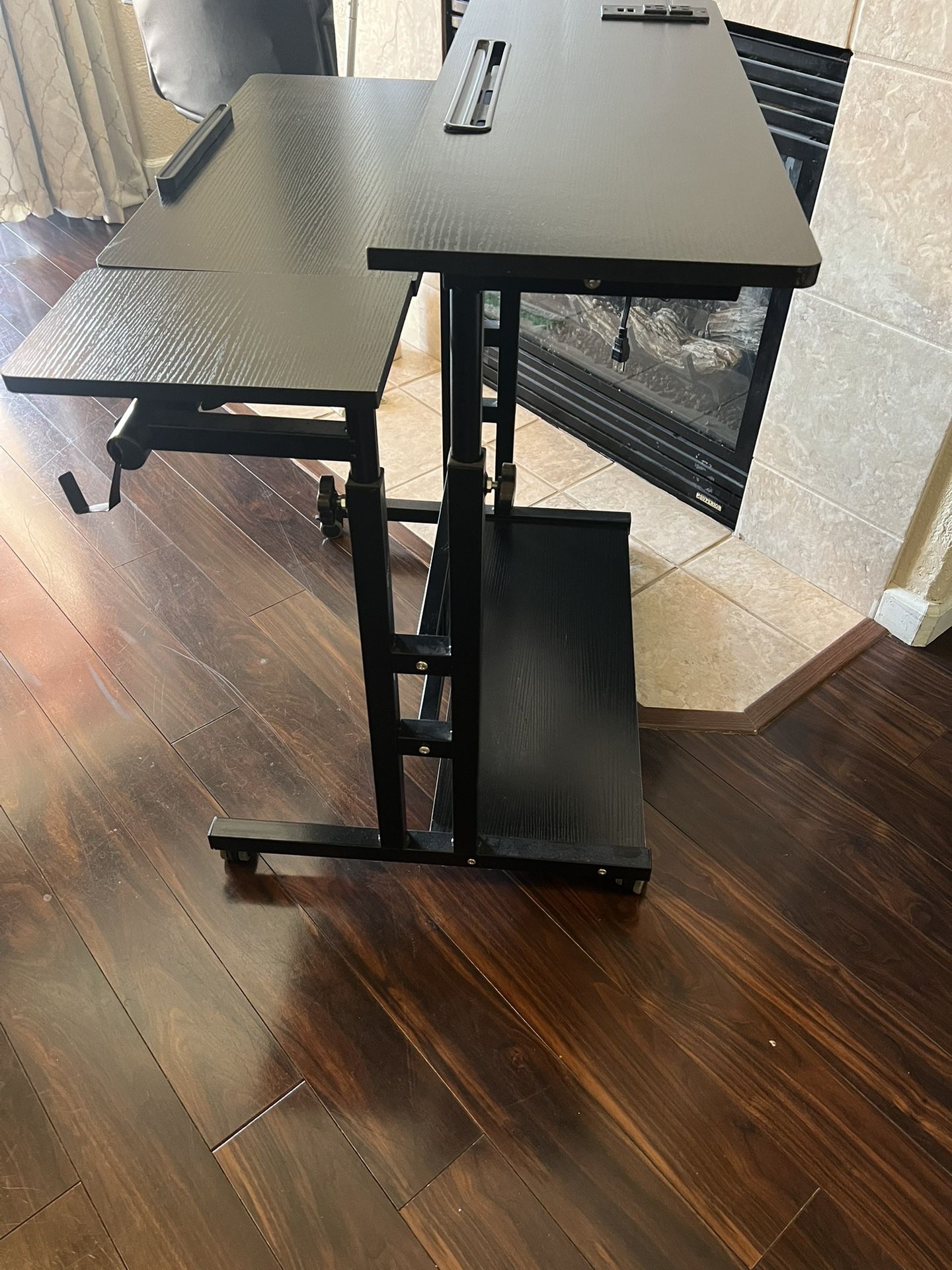 Mobile Standing Desk , Portable Stand Up Desk
