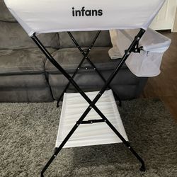Infans Changing Table 