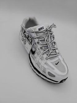Nike SIZE 10