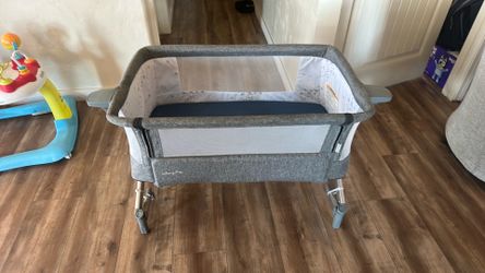 Bedside bassinet
