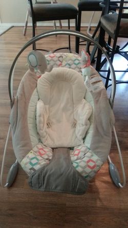 Ingenuity automatic bouncer