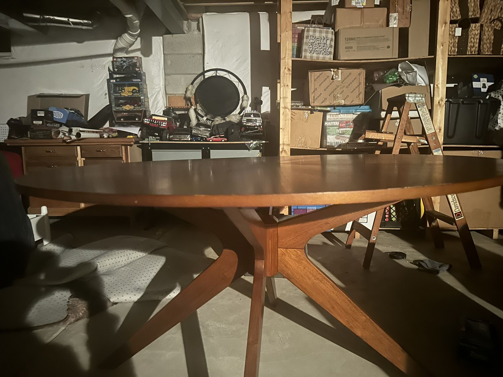 Dinning Room Table