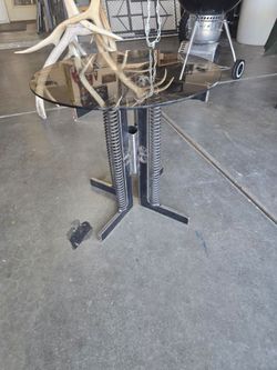 Artwork table