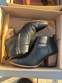 Black short Boots size 8.5