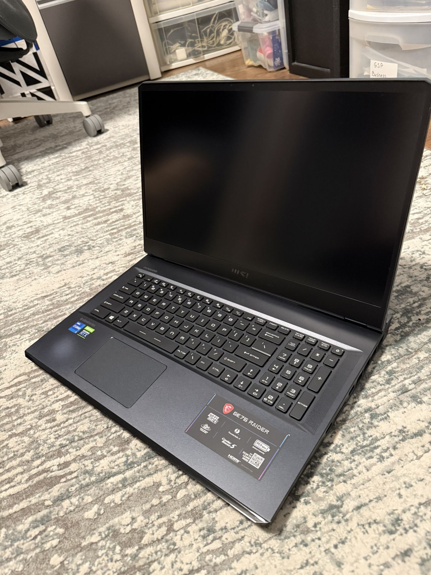 Full gaming setup – MSI GE76 Raider RTX 3060 + Razer BlackShark V2 + Keychron K6 + Razer Viper + Cooling Pad + Extras – Clean & Maintained