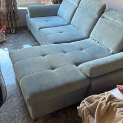 One Year Old Beautiful Couch Only Today Pick Up