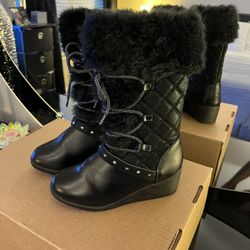 Adorable Little Girls Sz 2 Black High-heel Boots 