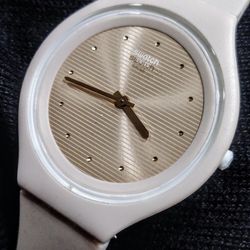 Swatch Skinskin SVUT100 Light Pink Slim Light Weight Swiss Women's Watch  l