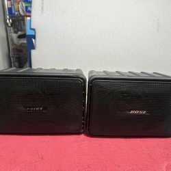 BOSE Model 101 Music Monitor Indoor/Outdoor Speakers