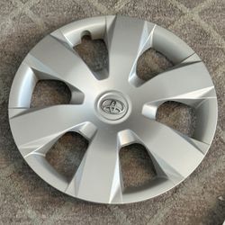 OEM TOYOTA CAMRY HUBCAP Wheel Cover 16”