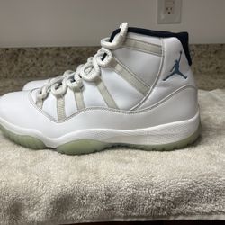 Legend Blue 11s Sz 10.5 