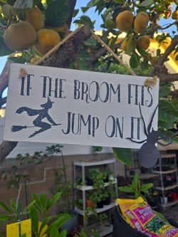 Hanging Haloween decor