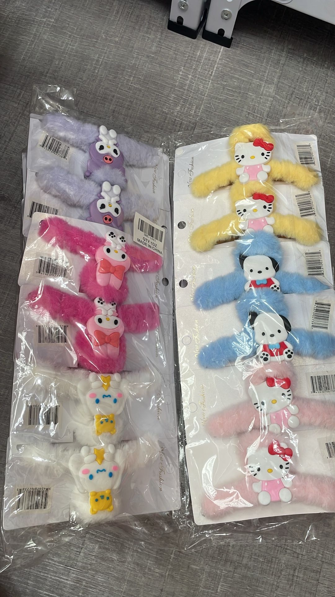 hello Kitty Hair Clips dozen
