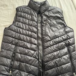 Men’s puffer vest 