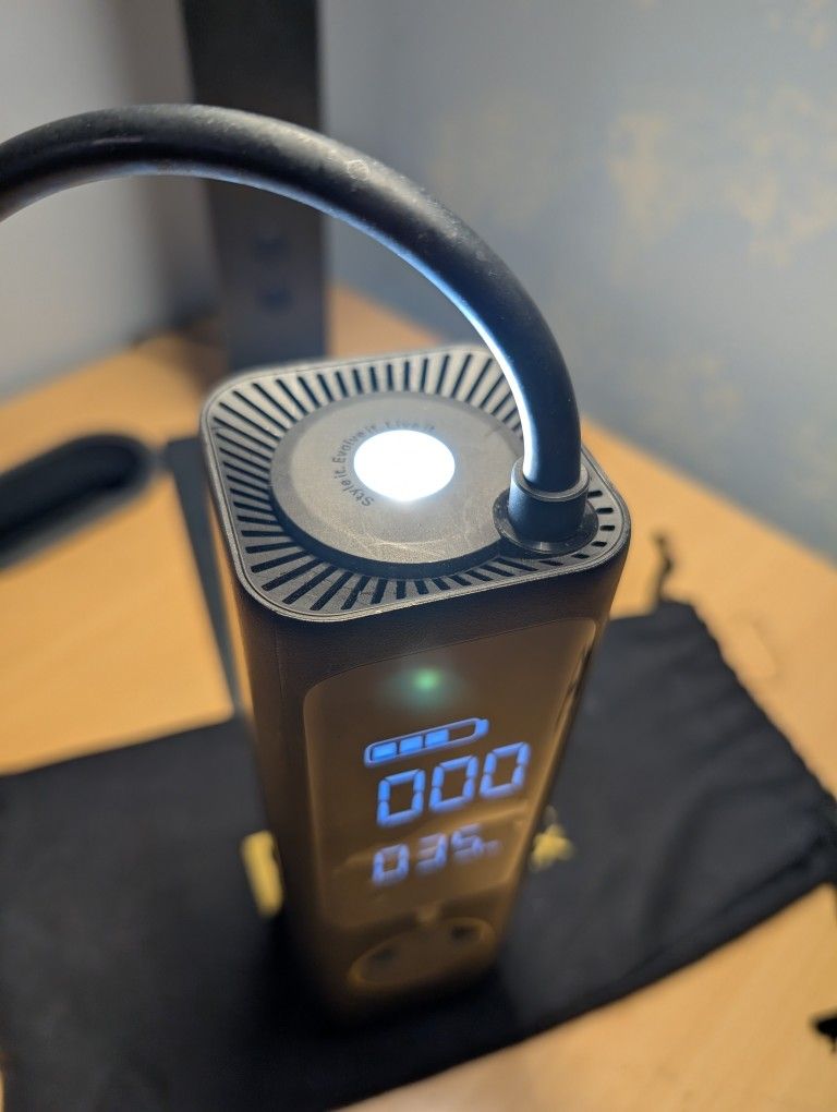 Fanttik X8 APEX Tire Inflator Portable Air Compressor 