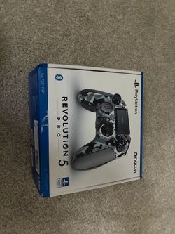 Bacon wireless ps5/4/pc controller like new