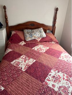 Queen Bed Set