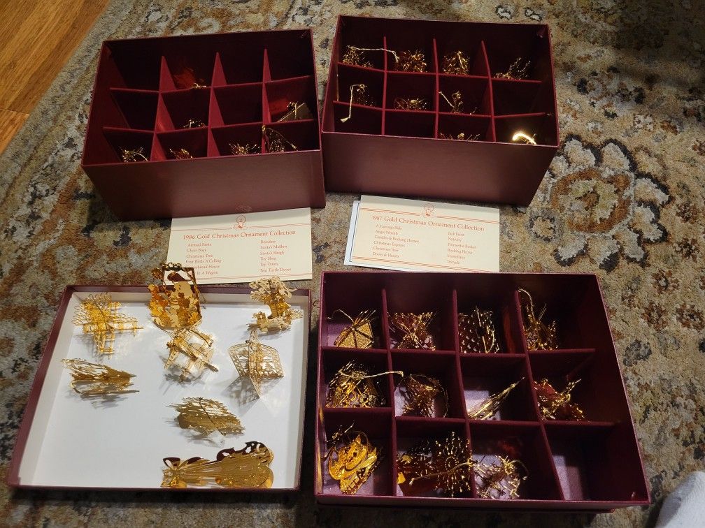 Vintage Danbury Mint Gold Ornament Collection 1(contact info removed) 1(contact info removed)