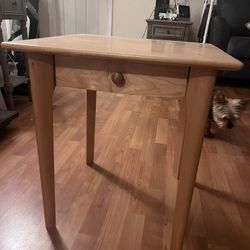 Mini Table 