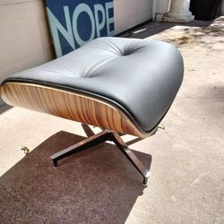 Eames Lounge Chair Ottoman --Brand New 