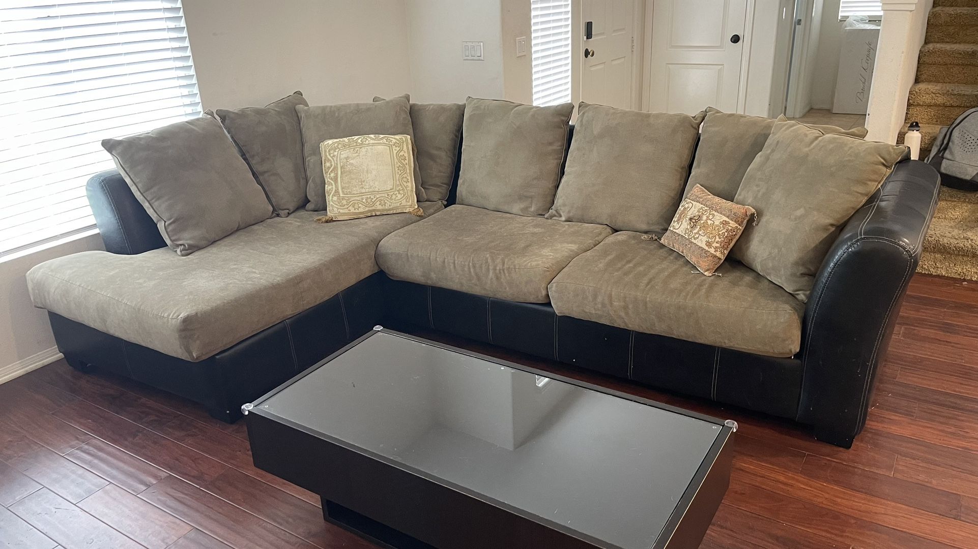 Couch Sofa w/ Chaise - Two Piece, Black Faux Leather and Green Washable Cushions