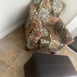 Living Room Chair 