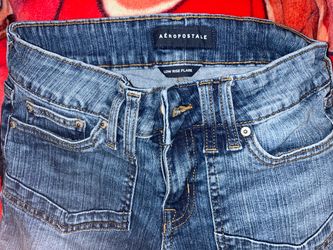 Aeropostale low rise jeans *size 2