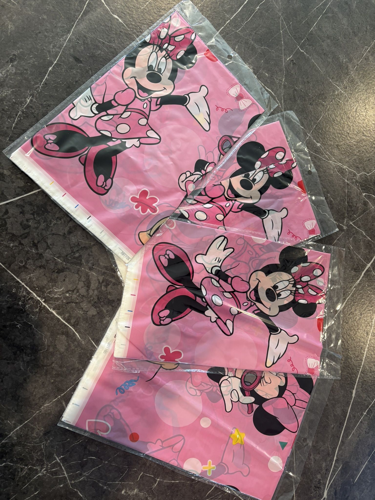 Minnie Mouse Table Cover Set of 4 NEW 