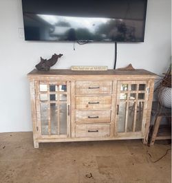 Table/ chest