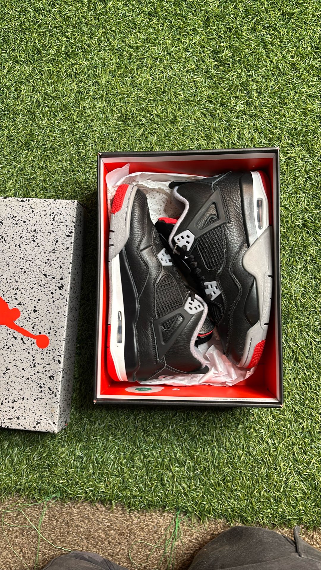 Jordan 4