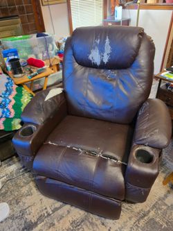 Electric lift recliner