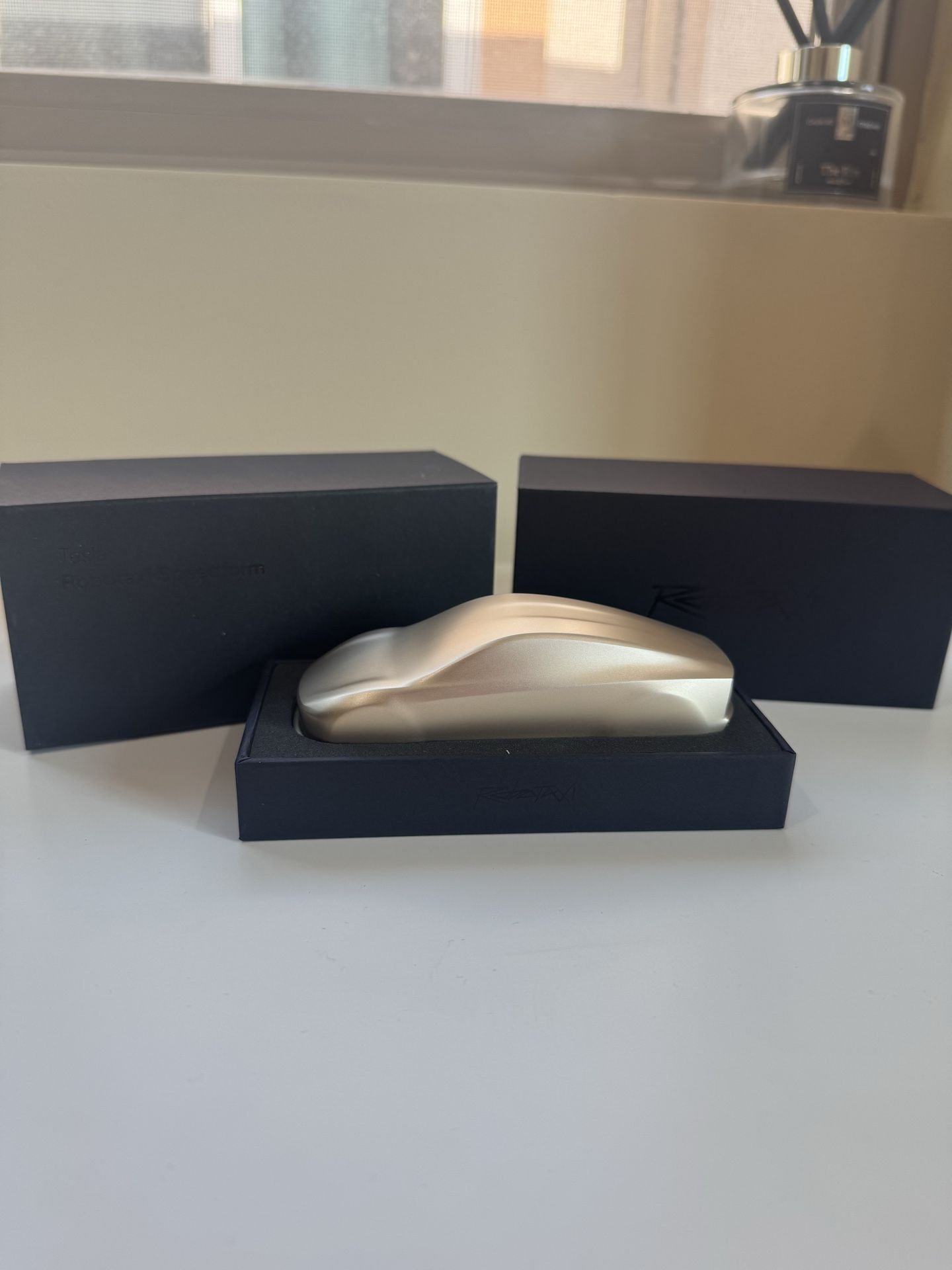 RARE Tesla Robotaxi Speedform Gold (NEW / Limited)