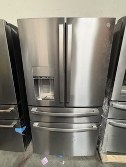 GE Profile 27.9 cu. ft. Smart 4-Door Refrigerator (Door-in-Door)