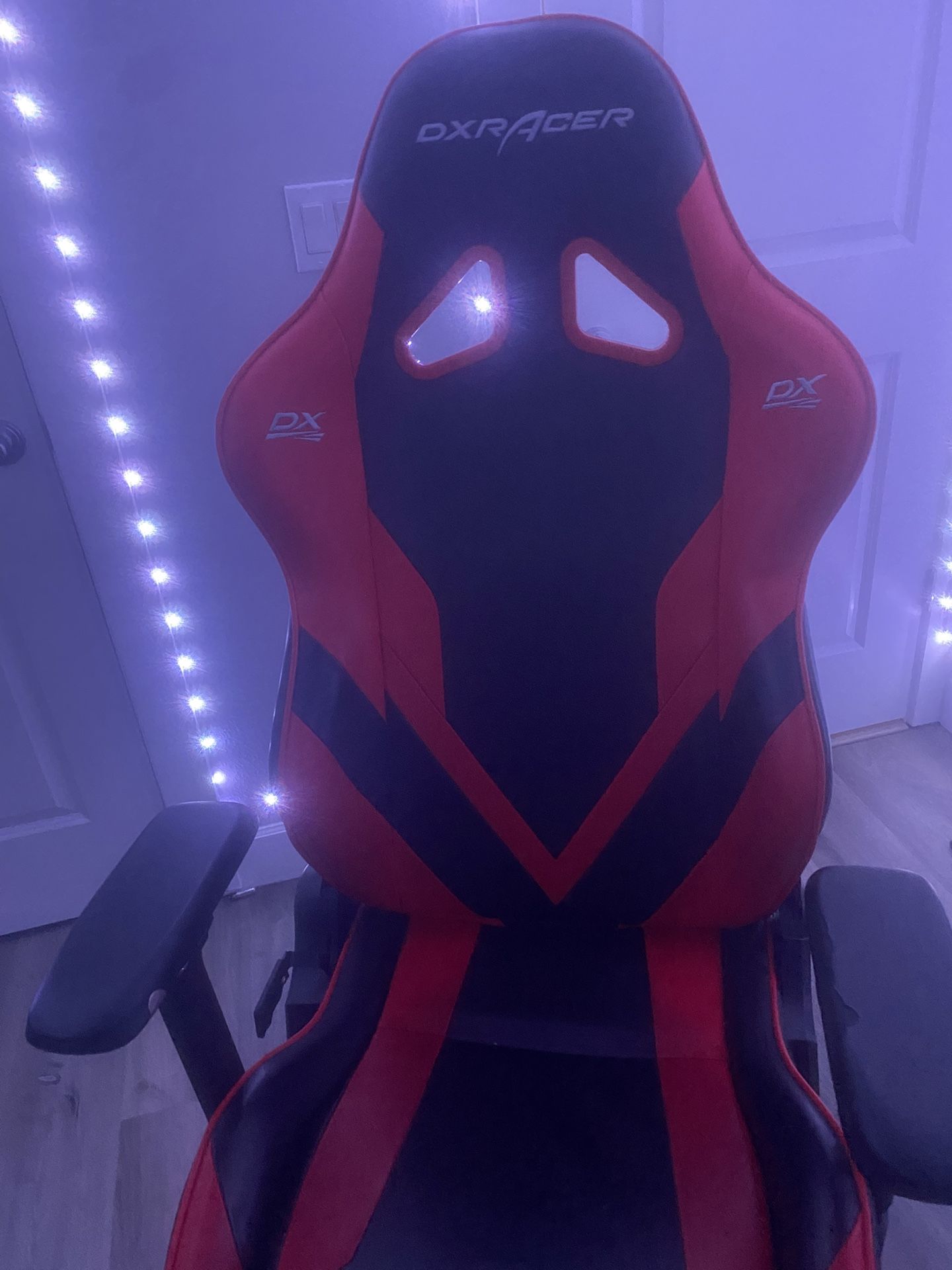 DxRacer Gaming Chair