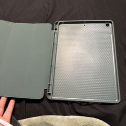 blackish gray 8th Generation ipad