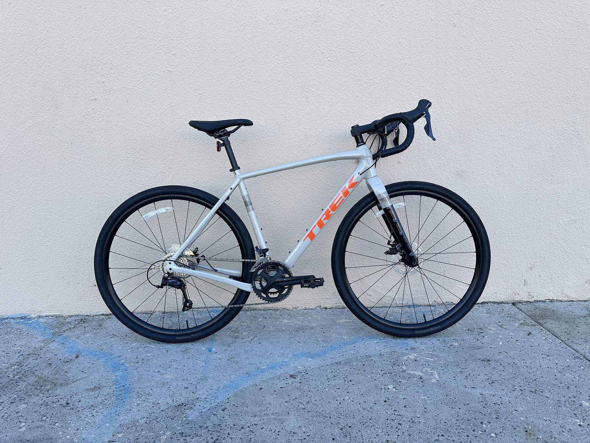 BRAND NEW 2025 Trek Checkpoint ALR 3 Gravel Bike
