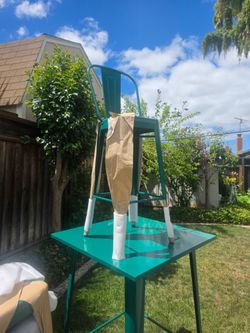 Picnic High table green color