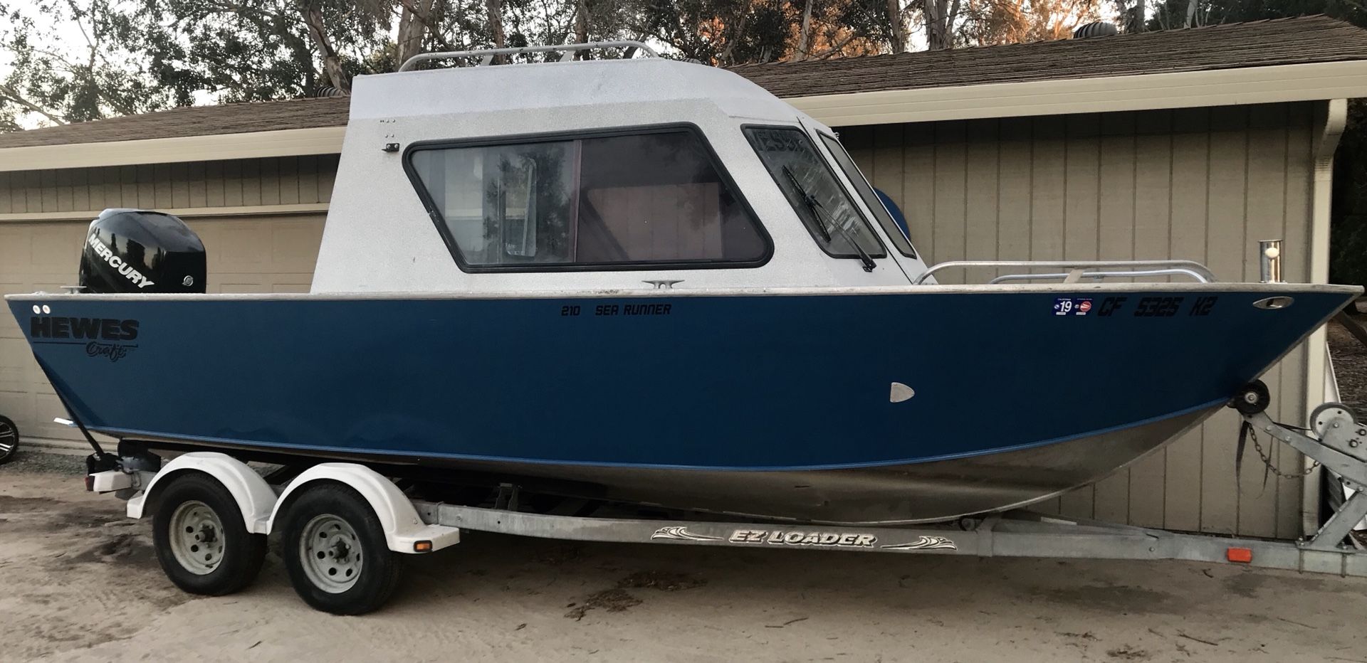HEWES CRAFT 210 SEA RUNNER
