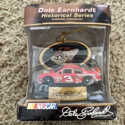 Dale Earnhardt Ornament 