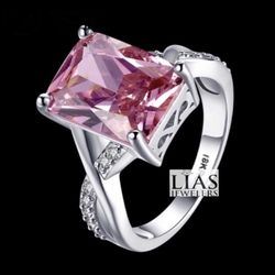 New 18k White Gold Engagement Ring 